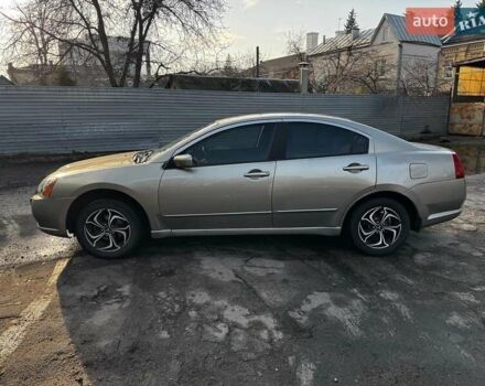 Сірий Міцубісі Галант, об'ємом двигуна 2.4 л та пробігом 120 тис. км за 4990 $, фото 1 на Automoto.ua