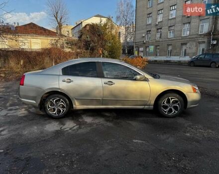 Сірий Міцубісі Галант, об'ємом двигуна 2.4 л та пробігом 120 тис. км за 4990 $, фото 5 на Automoto.ua