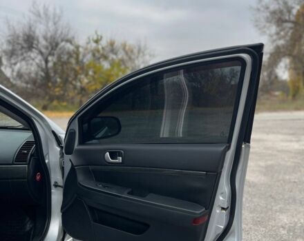 Сірий Міцубісі Галант, об'ємом двигуна 2.4 л та пробігом 220 тис. км за 2999 $, фото 14 на Automoto.ua