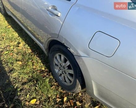 Сірий Міцубісі Галант, об'ємом двигуна 2.38 л та пробігом 342 тис. км за 3950 $, фото 7 на Automoto.ua