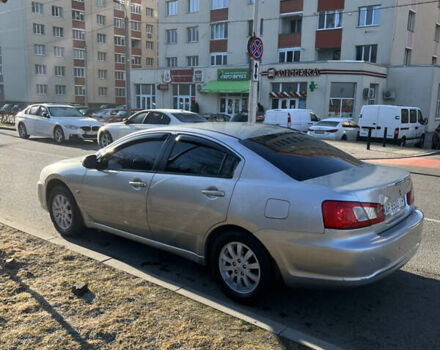 Серый Мицубиси Галант, объемом двигателя 2.38 л и пробегом 197 тыс. км за 6000 $, фото 4 на Automoto.ua