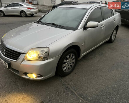 Серый Мицубиси Галант, объемом двигателя 2.4 л и пробегом 200 тыс. км за 4400 $, фото 1 на Automoto.ua