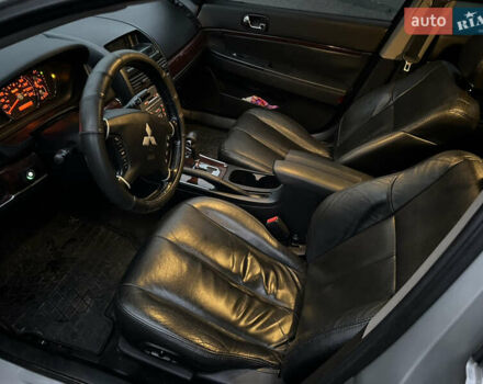 Серый Мицубиси Галант, объемом двигателя 2.4 л и пробегом 200 тыс. км за 4400 $, фото 10 на Automoto.ua