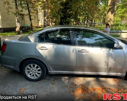 Серый Мицубиси Галант, объемом двигателя 2.4 л и пробегом 182 тыс. км за 5000 $, фото 1 на Automoto.ua