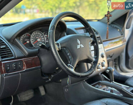 Серый Мицубиси Галант, объемом двигателя 2.38 л и пробегом 234 тыс. км за 5399 $, фото 14 на Automoto.ua