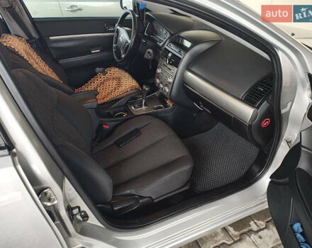 Сірий Міцубісі Галант, об'ємом двигуна 2.38 л та пробігом 352 тис. км за 4600 $, фото 7 на Automoto.ua