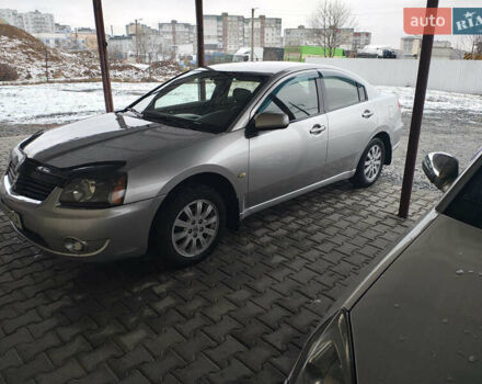 Сірий Міцубісі Галант, об'ємом двигуна 2.38 л та пробігом 352 тис. км за 4600 $, фото 5 на Automoto.ua