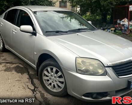Серый Мицубиси Галант, объемом двигателя 2.4 л и пробегом 245 тыс. км за 5500 $, фото 2 на Automoto.ua