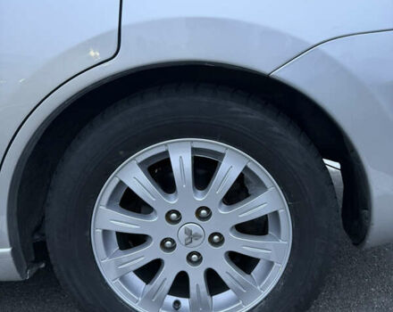 Серый Мицубиси Галант, объемом двигателя 2.38 л и пробегом 330 тыс. км за 5700 $, фото 30 на Automoto.ua