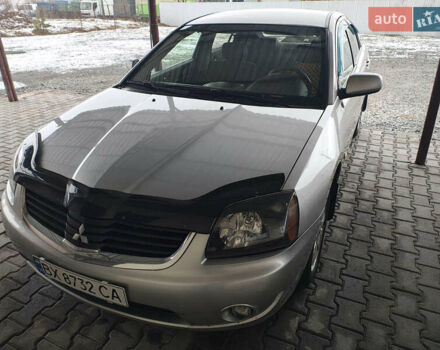 Сірий Міцубісі Галант, об'ємом двигуна 2.38 л та пробігом 352 тис. км за 4600 $, фото 1 на Automoto.ua