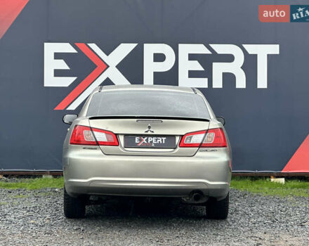 Мицубиси Галант 2009 в Львове на Automoto.ua Серый Мицубиси Галант, объемом двигателя 2.38 л и пробегом 186 тыс. км за 4490 $, фото 3 на Automoto.ua