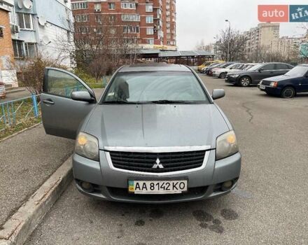 Серый Мицубиси Галант, объемом двигателя 0 л и пробегом 326 тыс. км за 5000 $, фото 3 на Automoto.ua