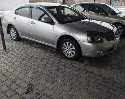 Сірий Міцубісі Галант, об'ємом двигуна 2.38 л та пробігом 352 тис. км за 4600 $, фото 8 на Automoto.ua