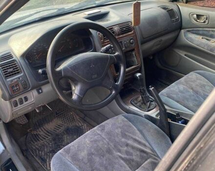 Серый Мицубиси Галант, объемом двигателя 2 л и пробегом 300 тыс. км за 600 $, фото 8 на Automoto.ua