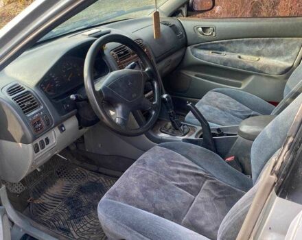 Серый Мицубиси Галант, объемом двигателя 2 л и пробегом 300 тыс. км за 600 $, фото 7 на Automoto.ua