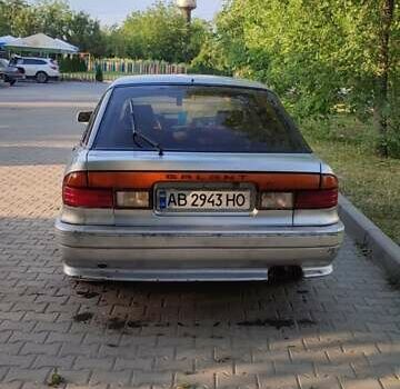 Серый Мицубиси Галант, объемом двигателя 2 л и пробегом 356 тыс. км за 2000 $, фото 2 на Automoto.ua