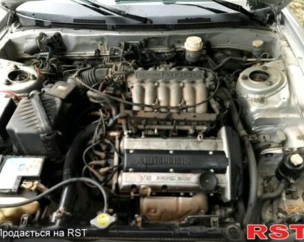 Сірий Міцубісі Галант, об'ємом двигуна 2 л та пробігом 350 тис. км за 2150 $, фото 2 на Automoto.ua