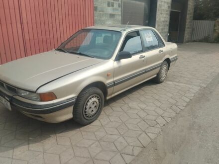 Мицубиси Галант 1989 в Дружковке на Automoto.ua Серый Мицубиси Галант, объемом двигателя 1.8 л и пробегом 200 тыс. км за 1350 $, фото 1 на Automoto.ua