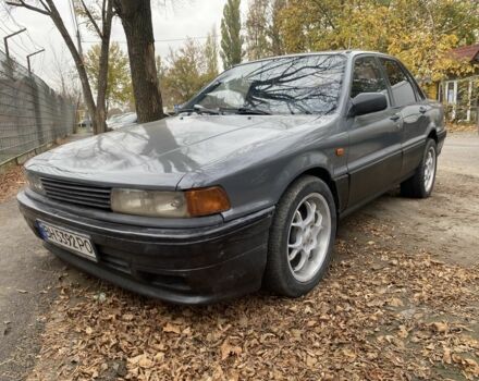 Сірий Міцубісі Галант, об'ємом двигуна 1.8 л та пробігом 100 тис. км за 1900 $, фото 1 на Automoto.ua