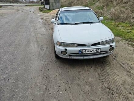 Серый Мицубиси Галант, объемом двигателя 2 л и пробегом 280 тыс. км за 1600 $, фото 1 на Automoto.ua