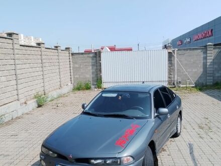 Мицубиси Галант 1993 в Черноморске (Ильичевске) на Automoto.ua Серый Мицубиси Галант, объемом двигателя 2 л и пробегом 3 тыс. км за 3000 $, фото 1 на Automoto.ua
