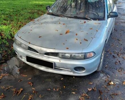 Сірий Міцубісі Галант, об'ємом двигуна 1.76 л та пробігом 313 тис. км за 1200 $, фото 1 на Automoto.ua