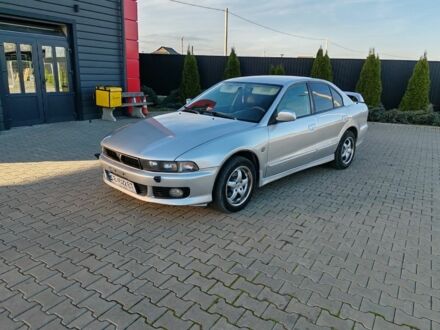 Серый Мицубиси Галант, объемом двигателя 2.5 л и пробегом 320 тыс. км за 4200 $, фото 1 на Automoto.ua