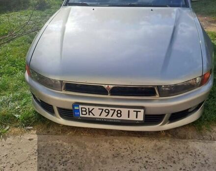 Сірий Міцубісі Галант, об'ємом двигуна 2 л та пробігом 420 тис. км за 4500 $, фото 1 на Automoto.ua