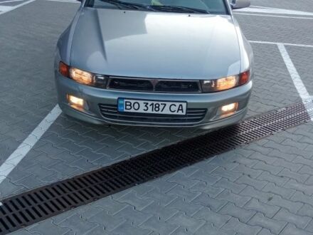 Сірий Міцубісі Галант, об'ємом двигуна 2 л та пробігом 350 тис. км за 3200 $, фото 1 на Automoto.ua