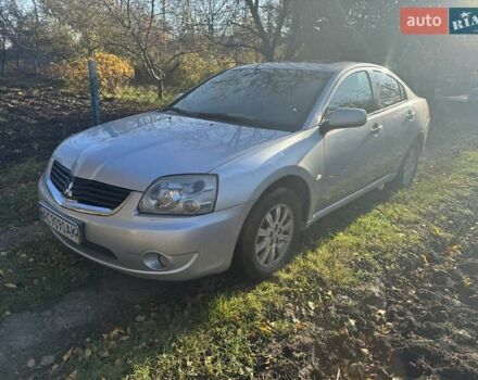 Сірий Міцубісі Галант, об'ємом двигуна 2.38 л та пробігом 342 тис. км за 3950 $, фото 1 на Automoto.ua