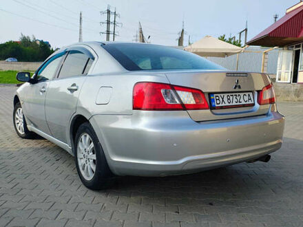 Серый Мицубиси Галант, объемом двигателя 2.38 л и пробегом 352 тыс. км за 4600 $, фото 1 на Automoto.ua