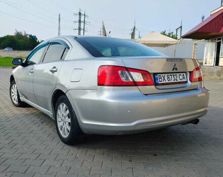 Сірий Міцубісі Галант, об'ємом двигуна 2.38 л та пробігом 352 тис. км за 4600 $, фото 1 на Automoto.ua