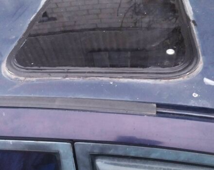 Синий Мицубиси Галант, объемом двигателя 1.8 л и пробегом 300 тыс. км за 1900 $, фото 4 на Automoto.ua