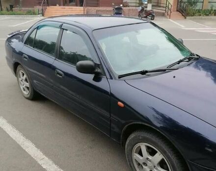 Синий Мицубиси Галант, объемом двигателя 1.8 л и пробегом 236 тыс. км за 2500 $, фото 4 на Automoto.ua