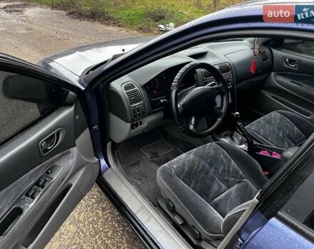 Синій Міцубісі Галант, об'ємом двигуна 2.5 л та пробігом 264 тис. км за 3300 $, фото 6 на Automoto.ua