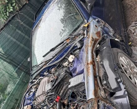 Синий Мицубиси Галант, объемом двигателя 2.5 л и пробегом 2 тыс. км за 1909 $, фото 3 на Automoto.ua