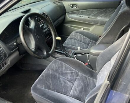 Синий Мицубиси Галант, объемом двигателя 2.5 л и пробегом 320 тыс. км за 1600 $, фото 5 на Automoto.ua