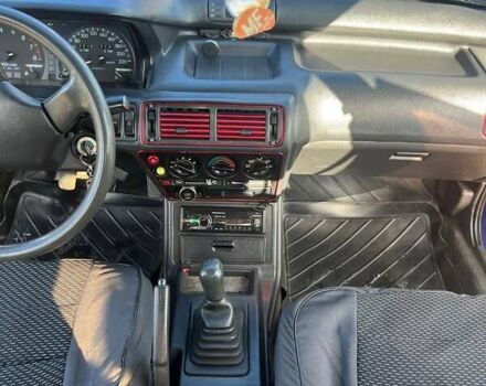 Синий Мицубиси Галант, объемом двигателя 2 л и пробегом 310 тыс. км за 1400 $, фото 4 на Automoto.ua