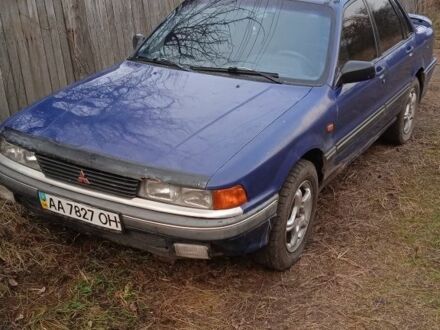 Синий Мицубиси Галант, объемом двигателя 1.8 л и пробегом 500 тыс. км за 1000 $, фото 1 на Automoto.ua