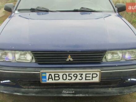 Синий Мицубиси Галант, объемом двигателя 2 л и пробегом 304 тыс. км за 1500 $, фото 1 на Automoto.ua