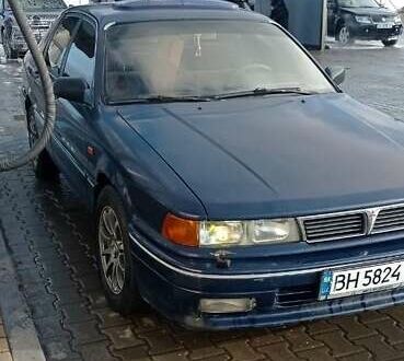 Синій Міцубісі Галант, об'ємом двигуна 2 л та пробігом 300 тис. км за 2000 $, фото 1 на Automoto.ua