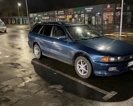 Синий Мицубиси Галант, объемом двигателя 2 л и пробегом 318 тыс. км за 2750 $, фото 1 на Automoto.ua