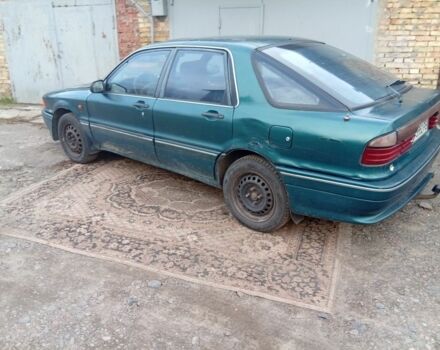 Мицубиси Галант 1992 в Вишневом на Automoto.ua Зеленый Мицубиси Галант, объемом двигателя 2 л и пробегом 169 тыс. км за 725 $, фото 1 на Automoto.ua