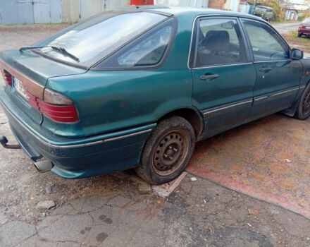 Мицубиси Галант 1992 в Вишневом на Automoto.ua Зеленый Мицубиси Галант, объемом двигателя 2 л и пробегом 169 тыс. км за 725 $, фото 2 на Automoto.ua
