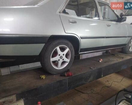 Зеленый Мицубиси Галант, объемом двигателя 2 л и пробегом 150 тыс. км за 3000 $, фото 5 на Automoto.ua