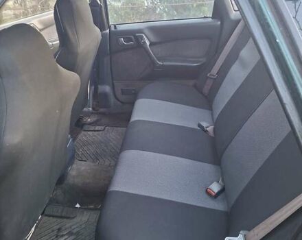 Зеленый Мицубиси Галант, объемом двигателя 1.8 л и пробегом 378 тыс. км за 950 $, фото 7 на Automoto.ua