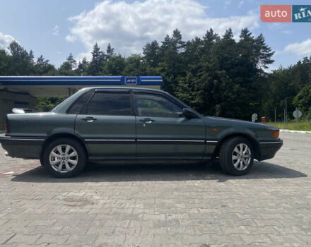 Зеленый Мицубиси Галант, объемом двигателя 1.76 л и пробегом 352 тыс. км за 1650 $, фото 12 на Automoto.ua