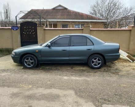 Зеленый Мицубиси Галант, объемом двигателя 2 л и пробегом 380 тыс. км за 1500 $, фото 5 на Automoto.ua