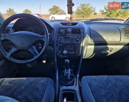 Зеленый Мицубиси Галант, объемом двигателя 2 л и пробегом 384 тыс. км за 3000 $, фото 8 на Automoto.ua