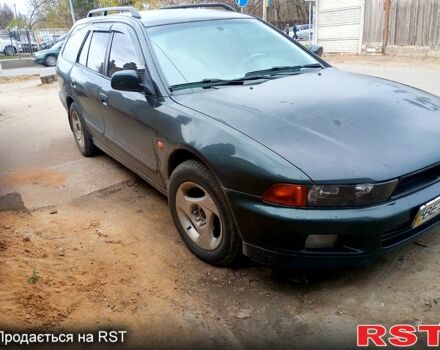 Зеленый Мицубиси Галант, объемом двигателя 2.4 л и пробегом 1000 тыс. км за 2700 $, фото 3 на Automoto.ua